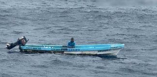 Marina rescata a pescador tras una semana a la deriva; estaba a 481 km de Huatulco