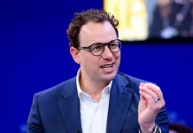 Dario Amodei pide que el desarrollo de la IA se ralentice