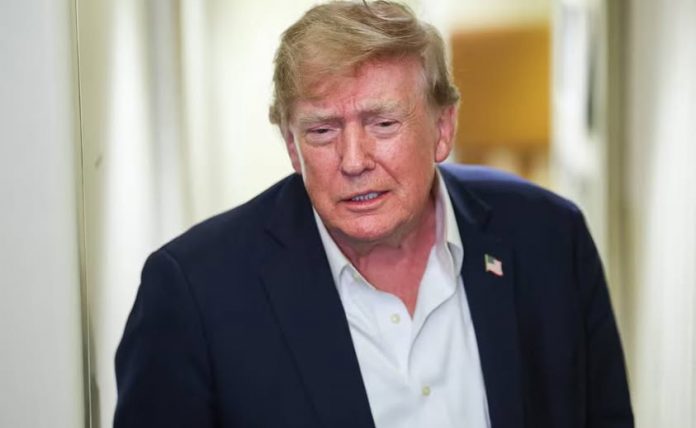 Donald Trump dice que el único control que necesita la IA es un presidente como él
