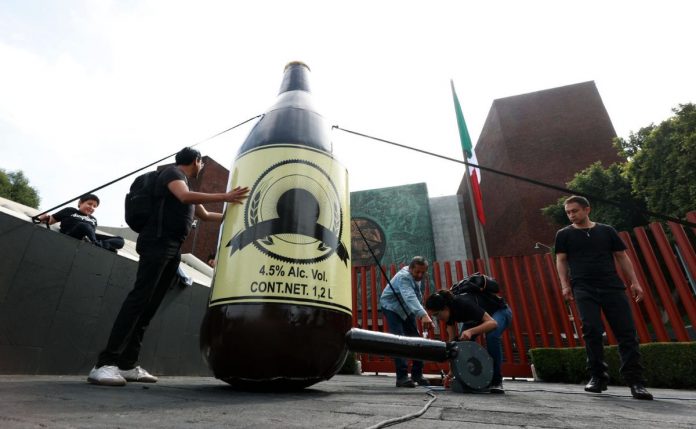 protesta-en-el-congreso-de-la-union-para-modificar-impuestos-al-alcohol