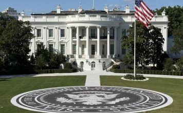 Trump estrena helipuerto de granito en la Casa Blanca, permitirá aterrizajes de Marine One