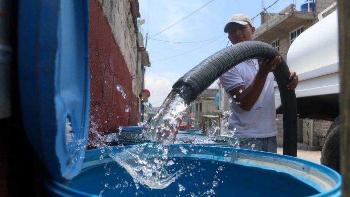 Abastecimiento agua Iztapalapa