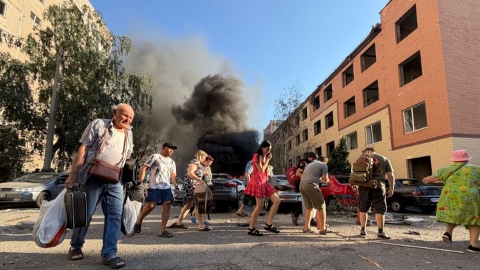 ataques-entre-rusia-y-ucrania-dejan-al-menos-8-muertos-incluidos-2-ninos-022542