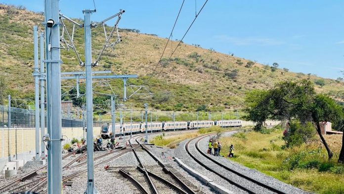 Y TREN
