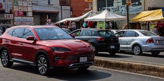 EEUU tira producción de autos eléctricos en México