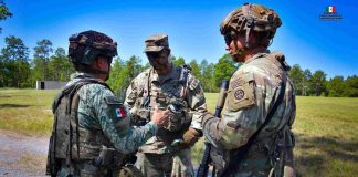 Más de 500 militares mexicanos entrenan con fuerzas de EE.UU. en Fort Polk