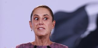 Sheinbaum condena daño a estatua de Felipe Calderón; esto es lo que dijo