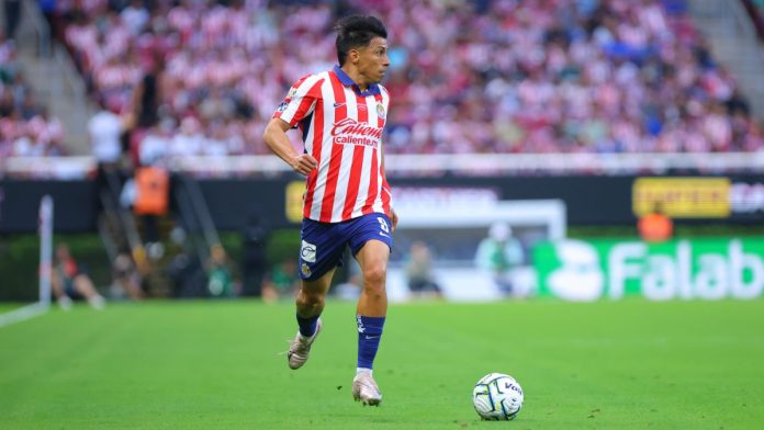 ¡Chivas manda en el Clásico! Ángel Sepúlveda firma doblete y sentencia al América en Oakland