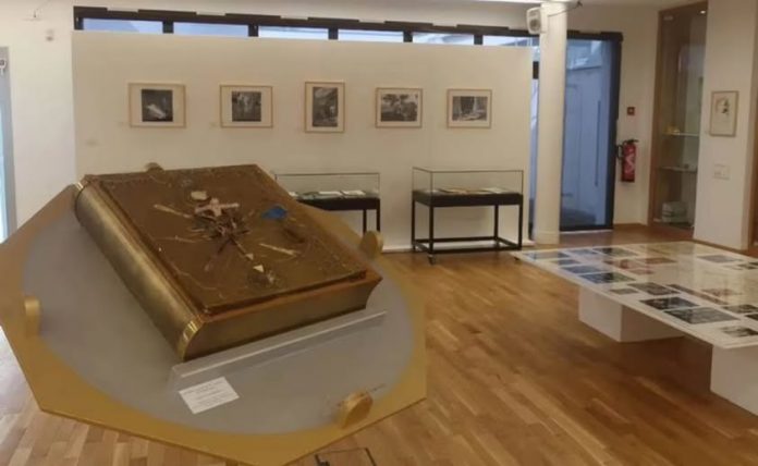 Roban cubierta del “Libro del Apocalipsis” de Salvador Dalí de museo en Francia