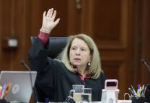 Suprema Corte valida comisión del INE para filtrar narcocandidatos