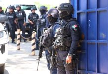 Con sueldos de 2 mil 300 pesos al mes, así laboran algunos policías en México; Senado analiza contrastes salariales del sector