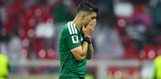 Raúl Jiménez será operado de la rodilla y se perderá los partidos de México en la Nations League