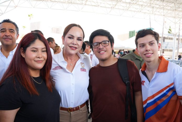 Y NIVERSITARIOS