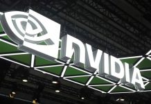 CEO de Nvidia pide mayor inversión en IA en Europa; promociona sistema para construir centros de datos