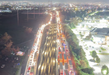 Bloqueo por desaparecidos supera 19 horas en la autopista México-Toluca