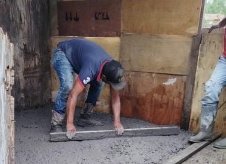 Mantiene gobierno de Carmen Lilia Canturosas programa Piso Firme que mejora la vivienda de las familias