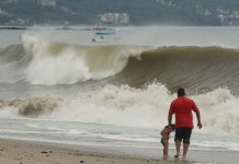 ‘Vance’ se intensifica a huracán categoría 1; prevén lluvias y oleaje elevado en Guerrero