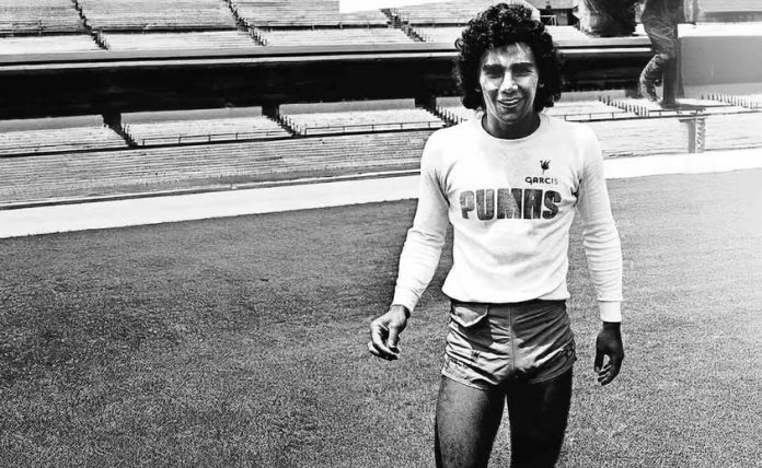 Y HUGO SÁNCHEZ
