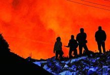 Extinguen incendio en Corea del Sur; participaron más de 200 efectivos