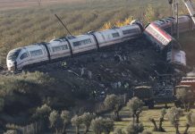 SRE reporta siete mexicanos dados de alta y uno sin localizar tras choque de trenes en España