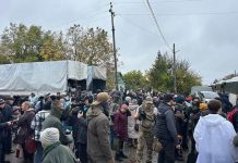 Rusia y Ucrania completan misión humanitaria en Olekshi, en medio de una tregua inédita